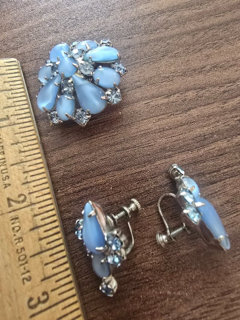 Vintage Sarah Coventry Blue Brooch and Earrings Set
